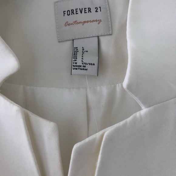 New forever 21 blazer, Size L - Picture 4 of 5